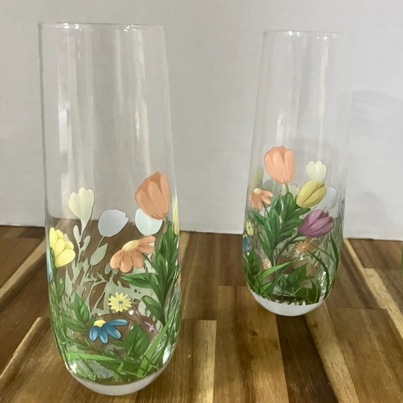 Floral Print Clear Glasses Set of 4 Pastel Spring Florals Easter Dinner Cottage - Picture 4 of 7
